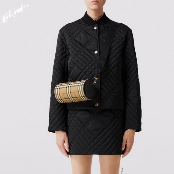Burberry Handbags - Authentic Burberry barrel bag